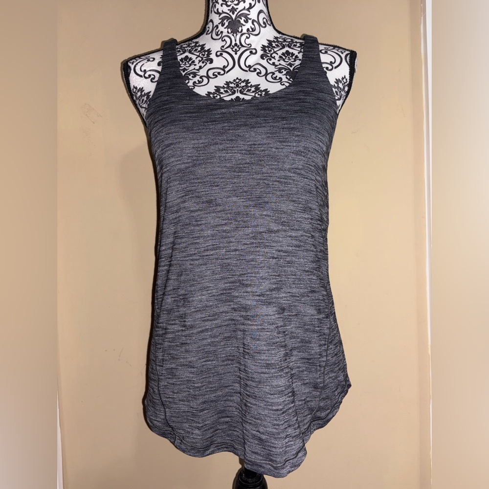 Lululemon Moment To Movement 2-in-1 Tank with Built-in Strappy Sports Bra sz 6